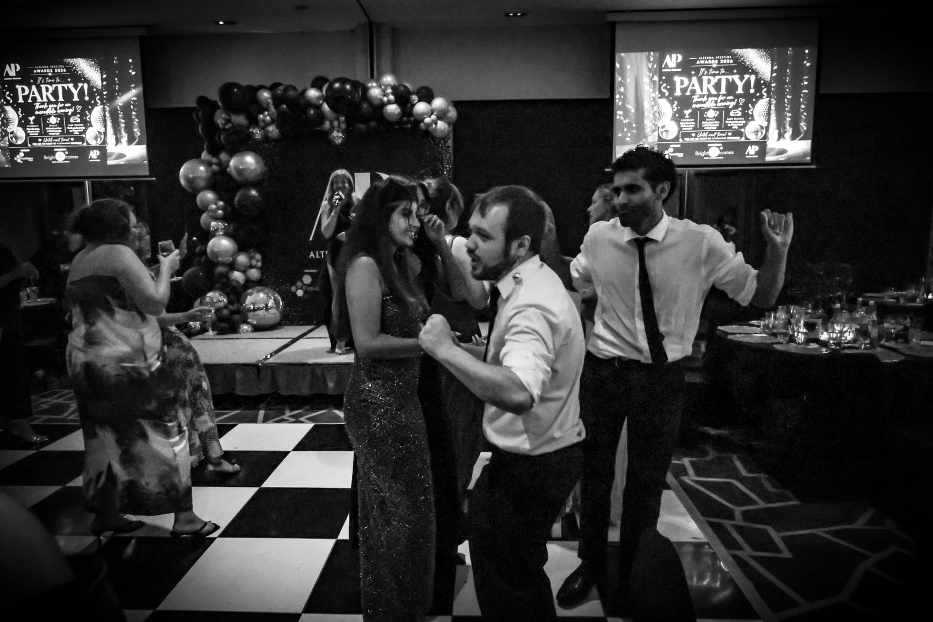 Alterna Prestige party dancing